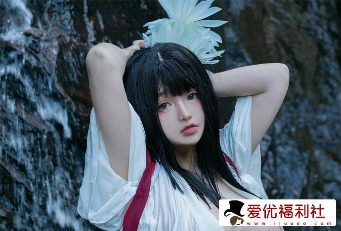 神明巫女ninja阿寨寨体育课后作品 在废弃仓库里的无辜女孩-3