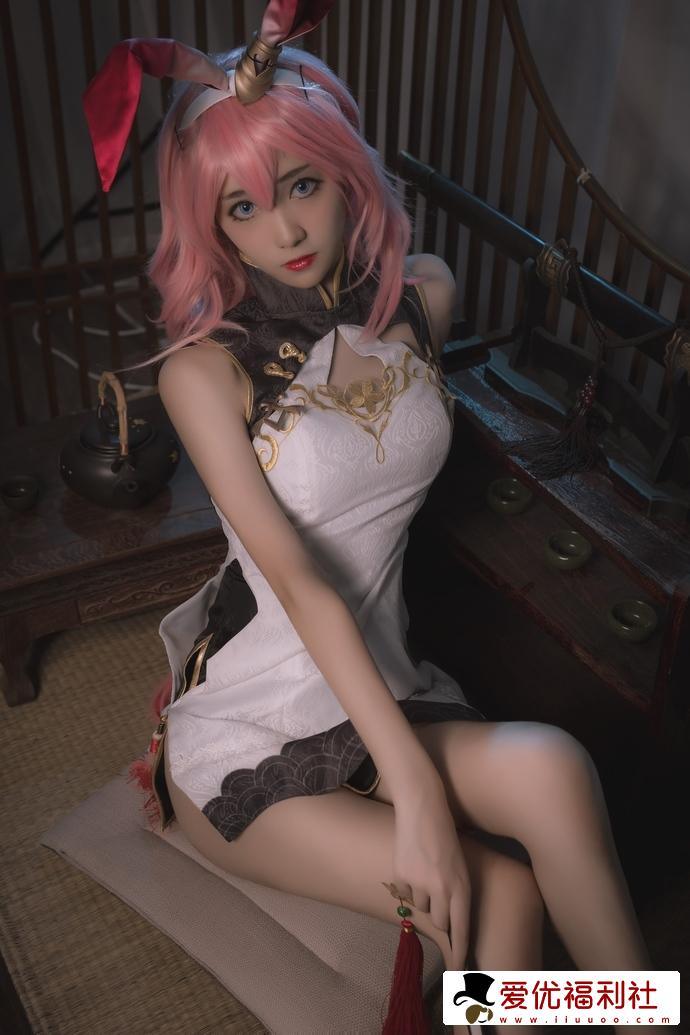 动漫博主南桃momoko是不是被胡狼与宝藏中绝美气质所折服呢？-6