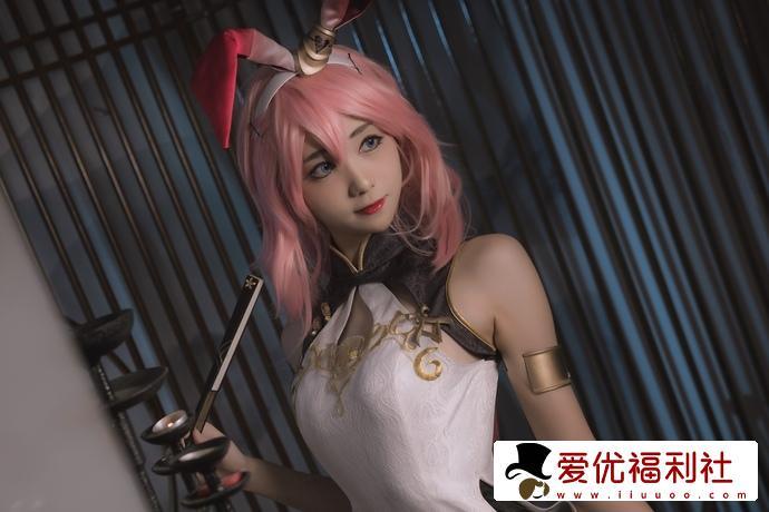 动漫博主南桃momoko是不是被胡狼与宝藏中绝美气质所折服呢？-3