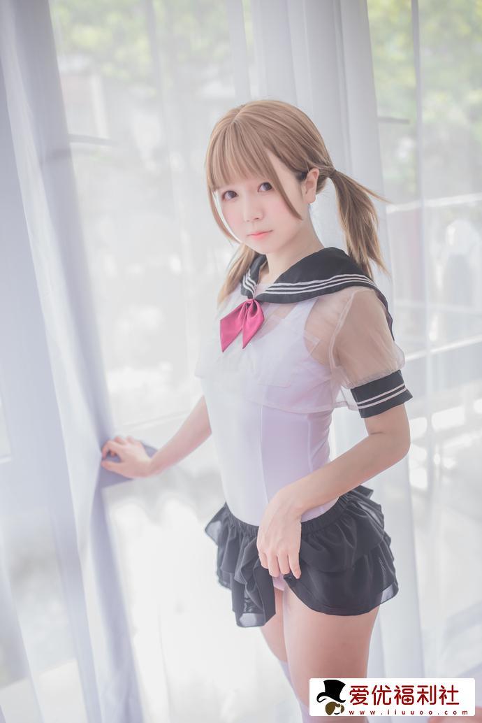 超吸睛！白金saki校园水手服勾引起学生时期的美好时光-4