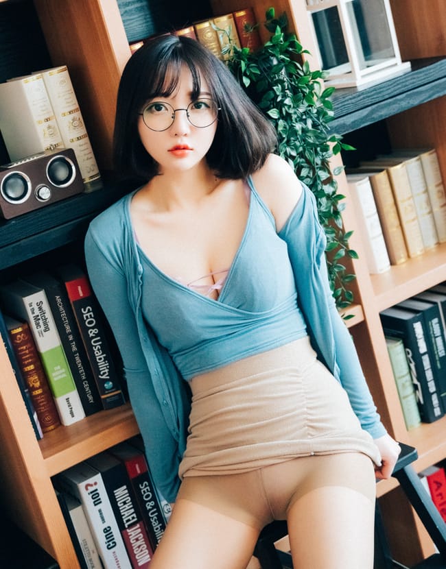 图片[3]-孫樂樂 – NO.055 [Loozy] Librarian Girl[84P2V-1.75GB]-爱优社-绅士们都在这里寻找乐趣！