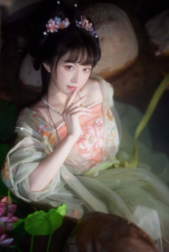 图片[1]-Shika小鹿鹿 – NO.122 不早朝[28P1V-263M]-爱优社