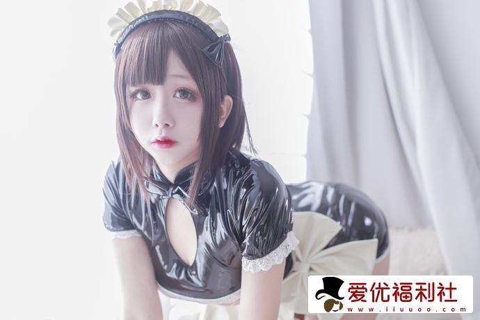 妖娆身材！娃娃脸日奈娇半R女仆作品移不开的目光-1