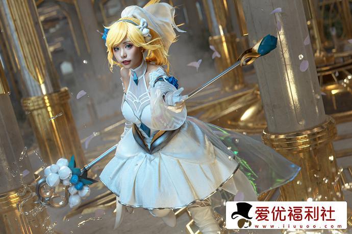 激情Cosplay爆机少女喵小吉 用独特惊艳的角度征服男粉的女菩萨-6