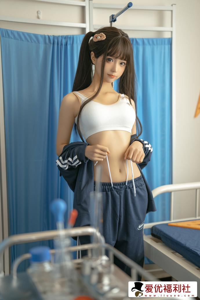 蠢沫沫和摄影师铁手教授是什么关系？他是拍摄到了蠢沫沫无创可贴的图片？-2