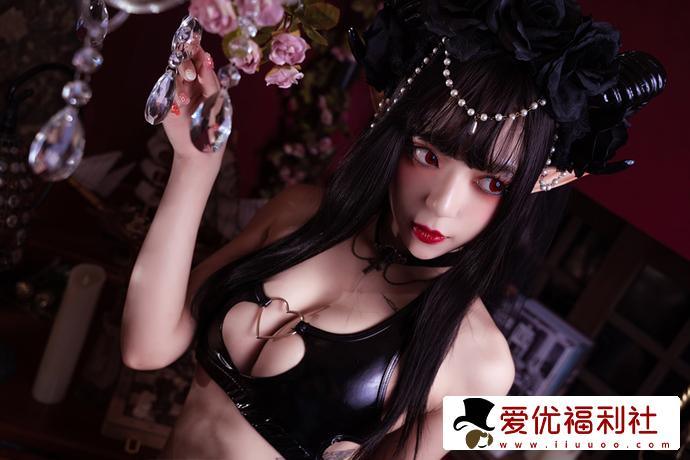最强蹦迪选手！B站冷艳舞小喵地狱王女的视频魔力-4