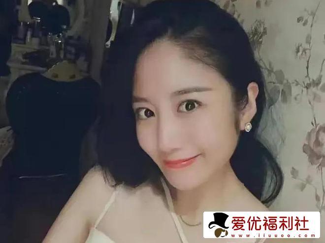 震惊！抖音花店老板娘8分25秒视频流出 播放的内容再次刷新道德底线-1